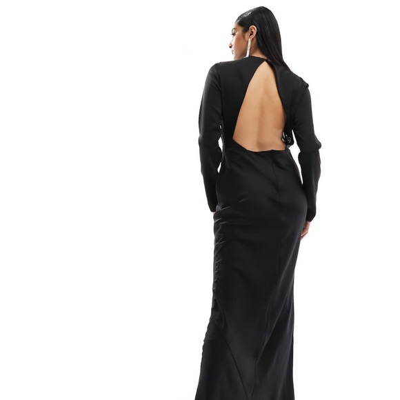 Black backless satin dress - Picture 2 of 4